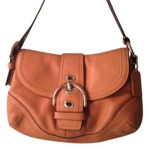 Coach -  Soho leather buckle shoulder bag- tan